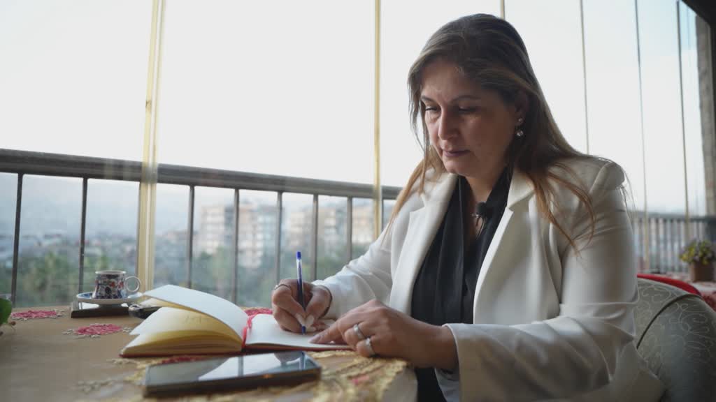 Women push for political power and equality in new Syria