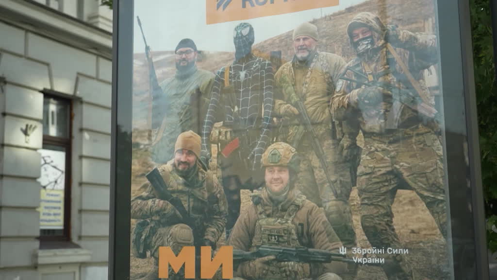 Ukraine's fresh recruits using latest drone tech