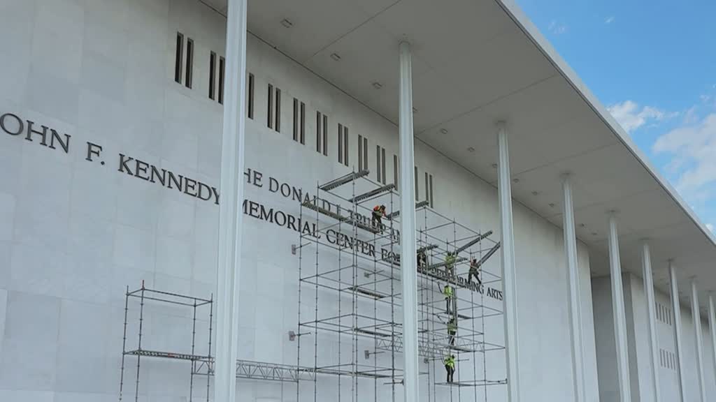 Is Trump's Washington makeover beauty or branding?