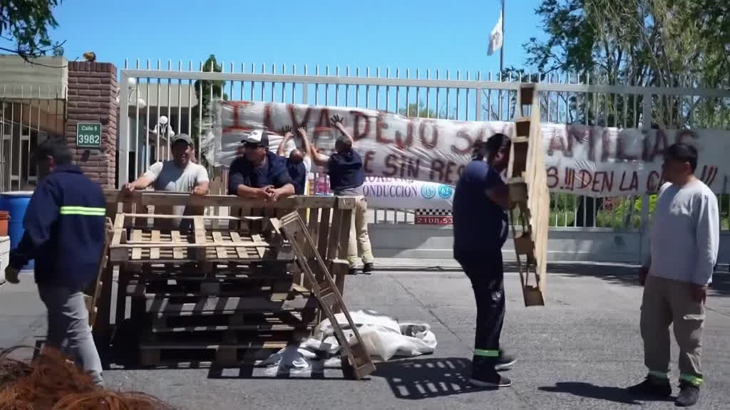 Despidos masivos en fábricas y empresas argentinas