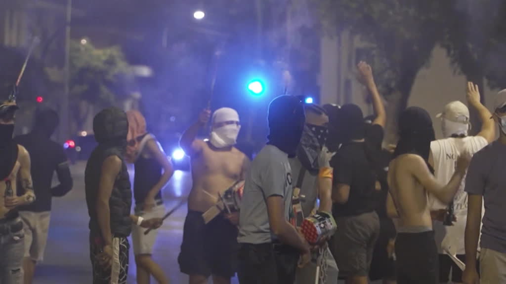Anti-migrant protest turns violent in Spain