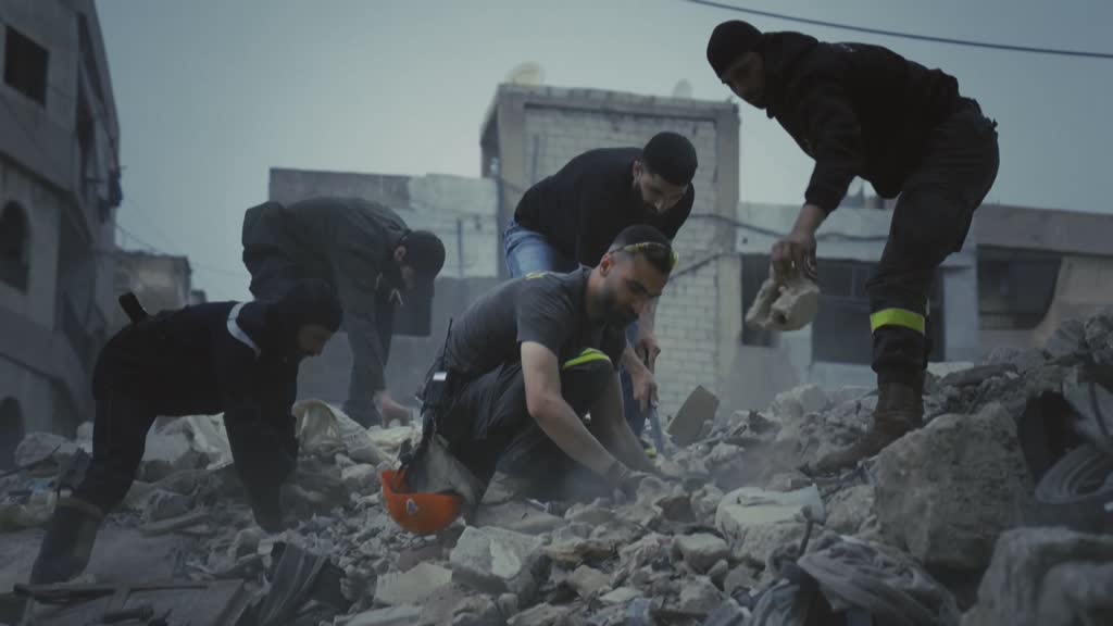 Always on shift: Managing work and war in Beirut