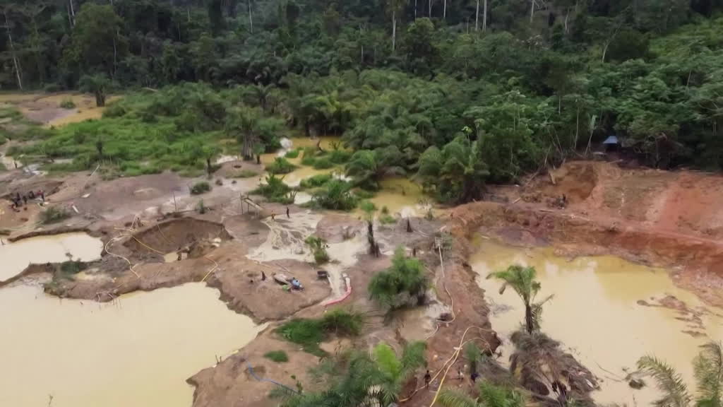 El auge de la minería del oro en Ghana envenena a la población