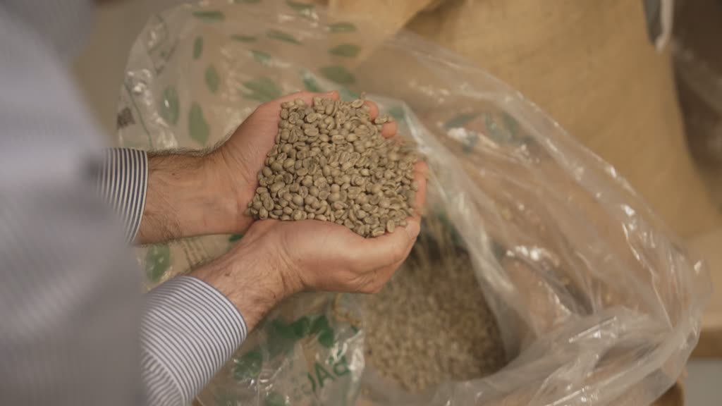 ¿Por qué han subido tanto los precios del café?