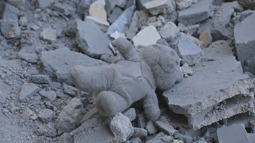 Gazans seek remains of their dead loved ones