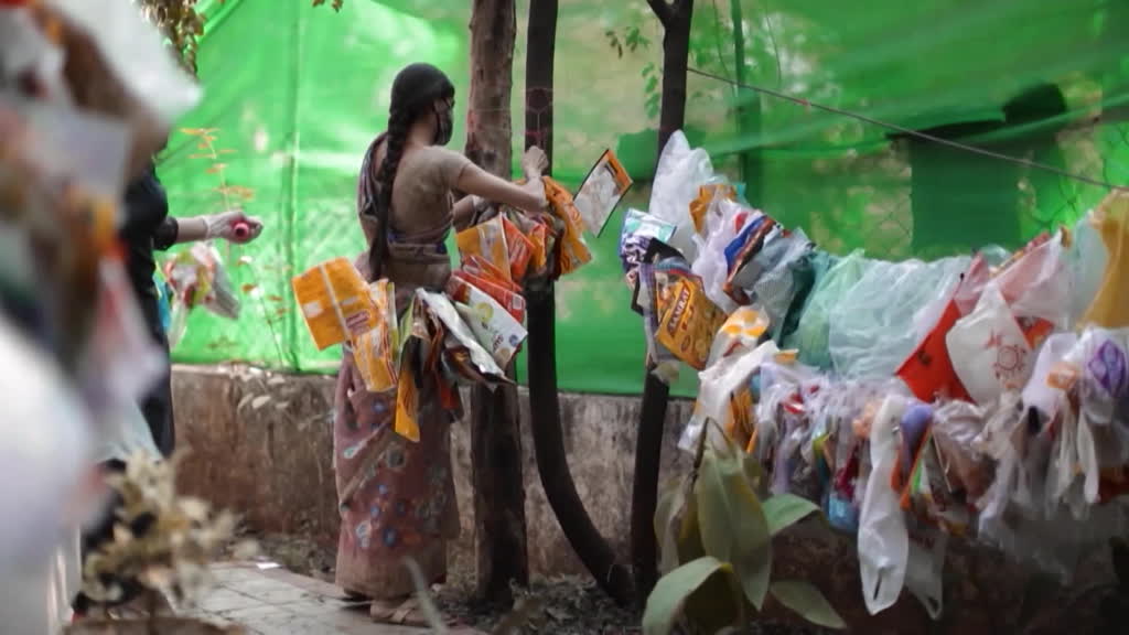 How a slum in India became a hub to reuse old materials 