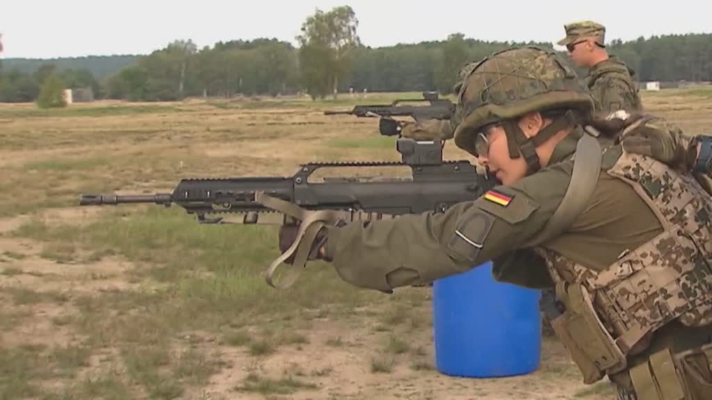 Alemania introduce el servicio militar voluntario