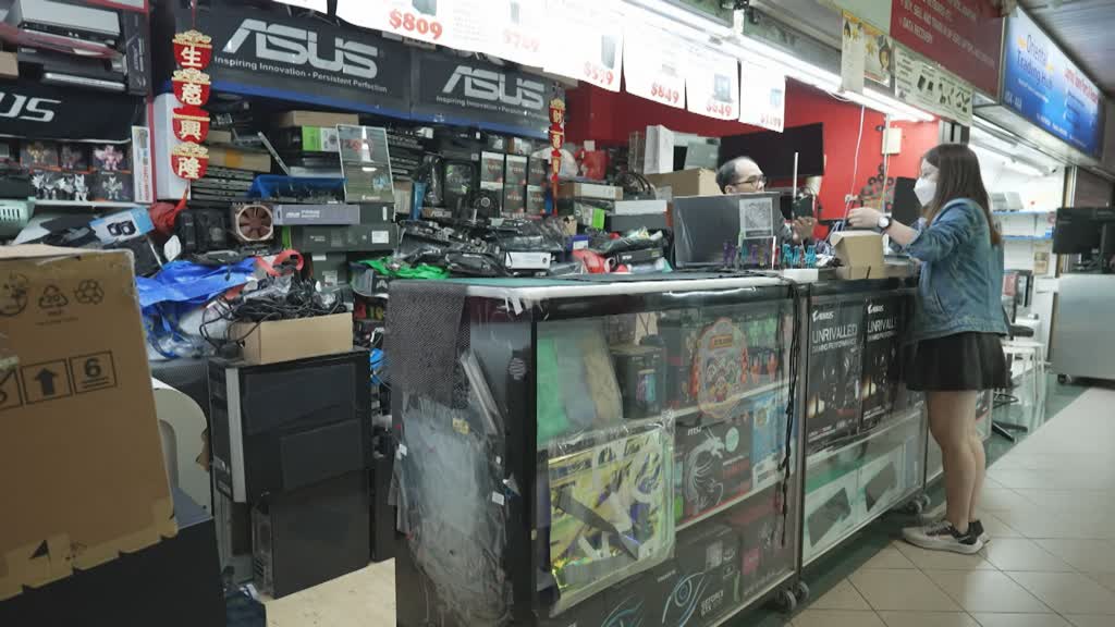 Auge mundial de la IA afecta producción de chips en Singapur
