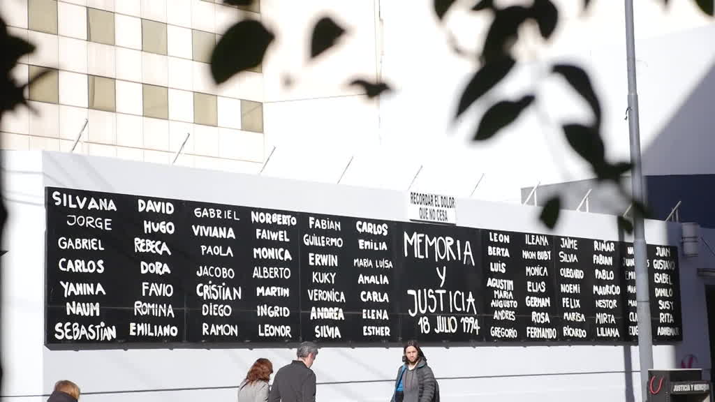 División en la comunidad judía argentina 31 años después del atentado contra la AMIA