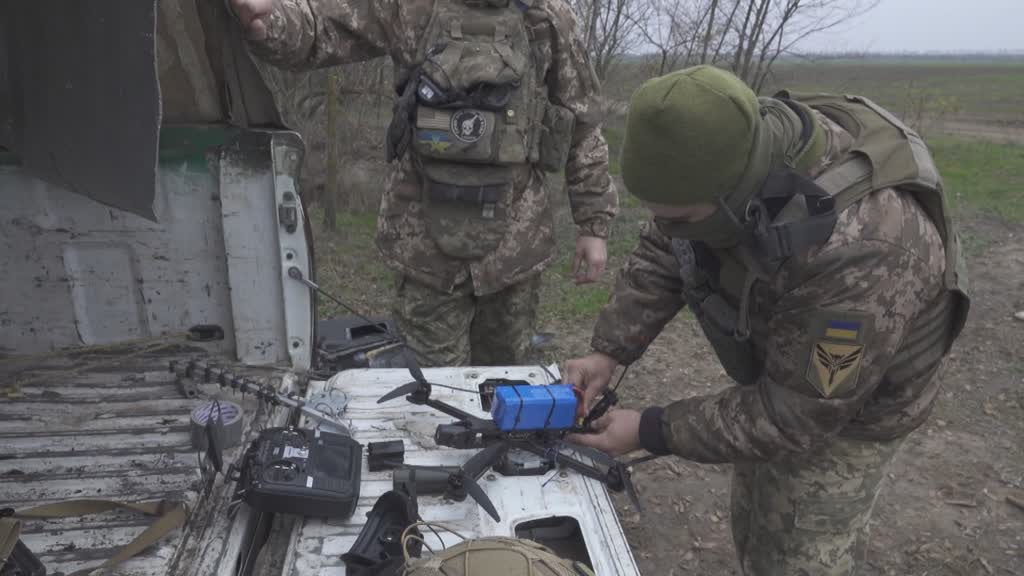 Drones interceptores fortalecen la defensa aérea de Ucrania