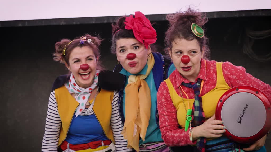 Clowns bring laughter to children in Turkish earthquake zone
