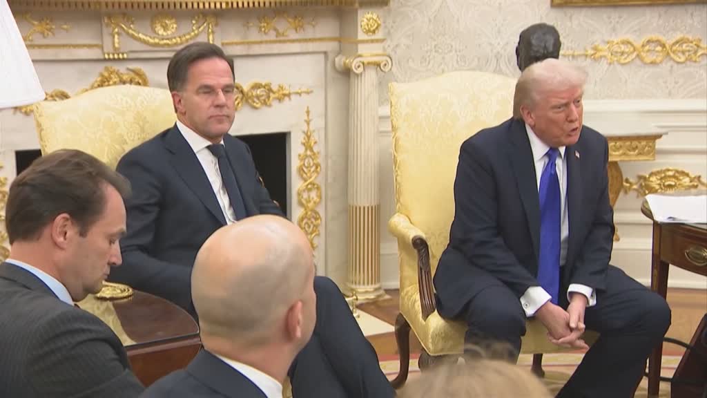 US imposes sanctions on Russian oil giants