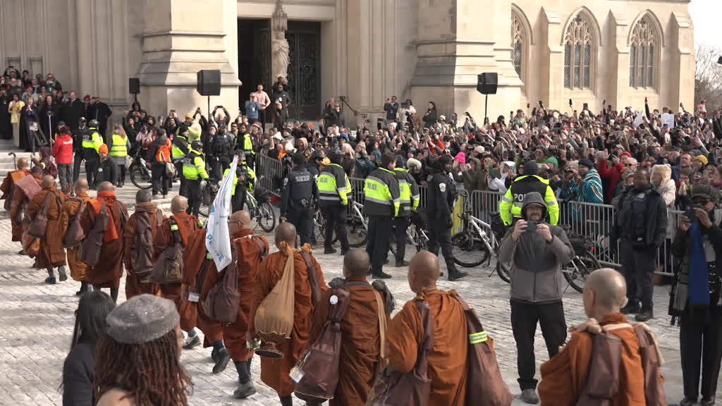 Buddhist monks reach Washington after 108-day peace walk