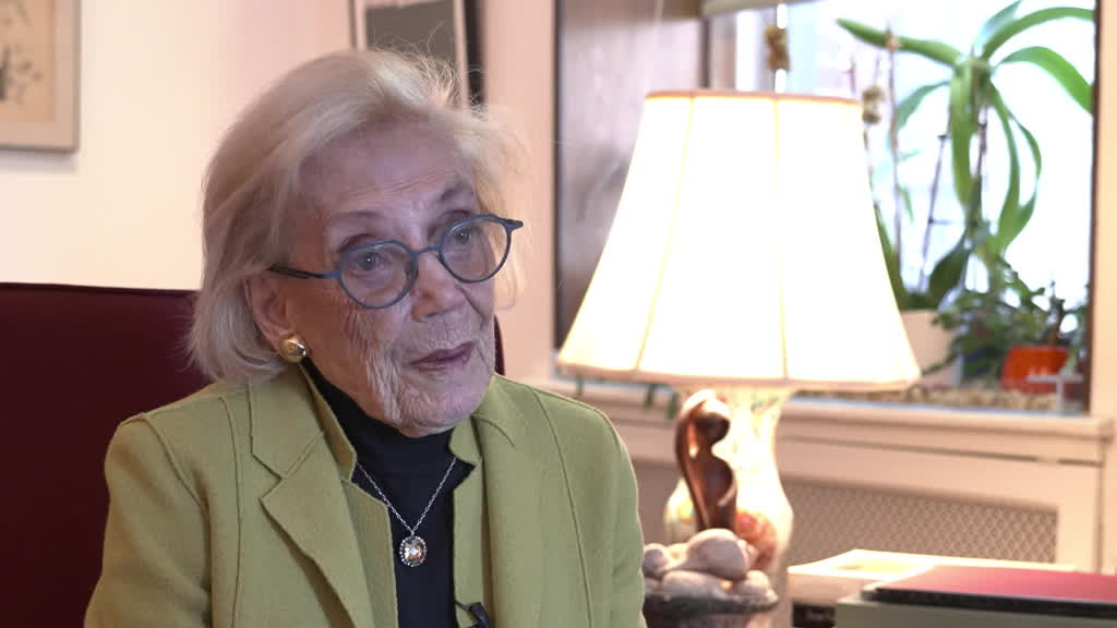 103-year-old Holocaust survivor reclaims German citizenship