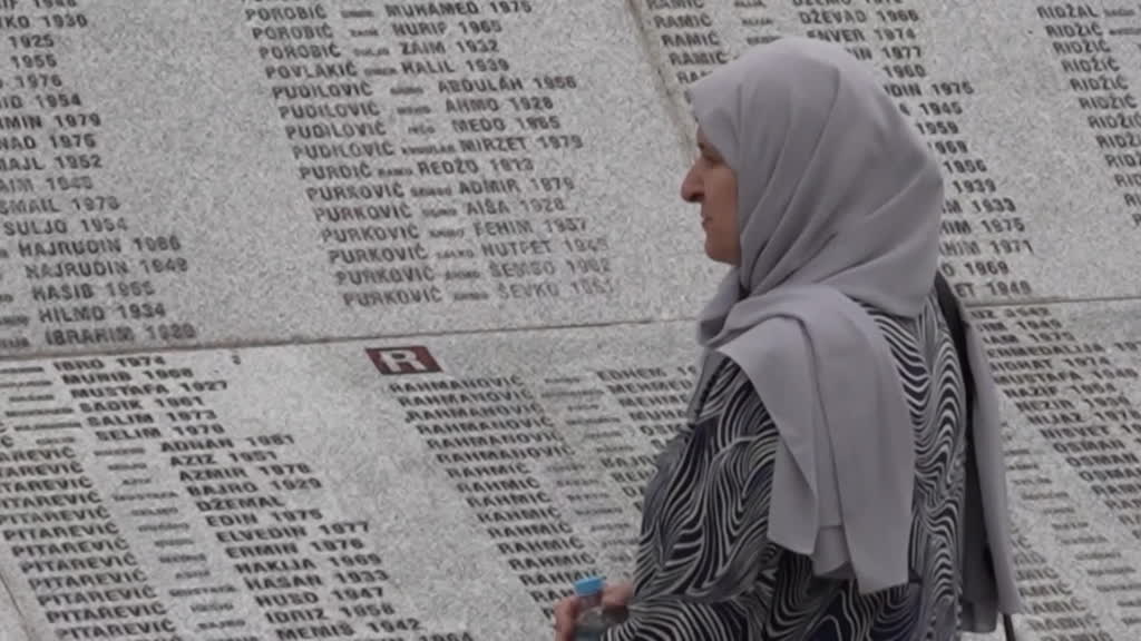 Bosnia marks 30 years since the Srebrenica massacre