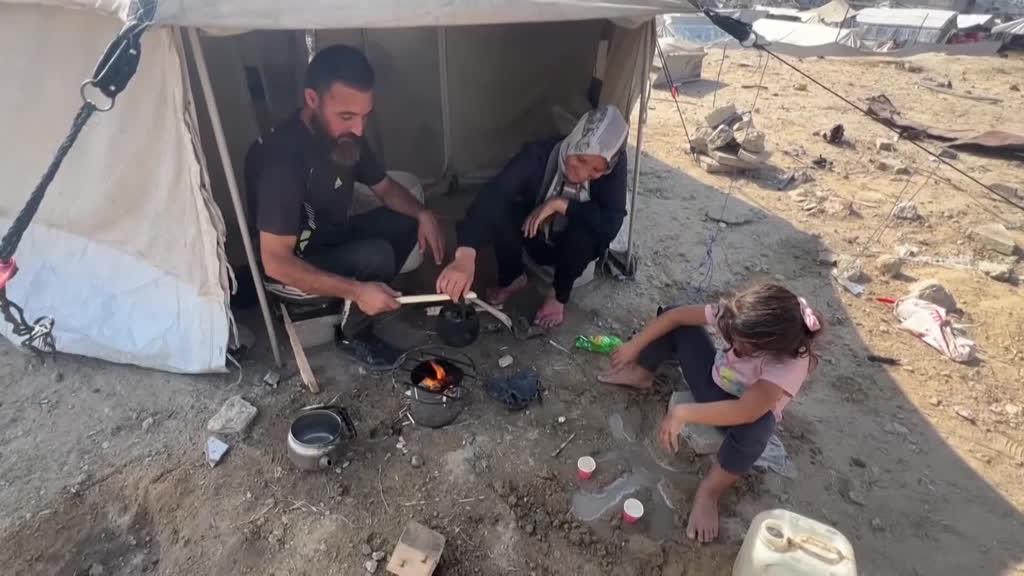 Vance joins US envoys hoping to firm up ceasefire