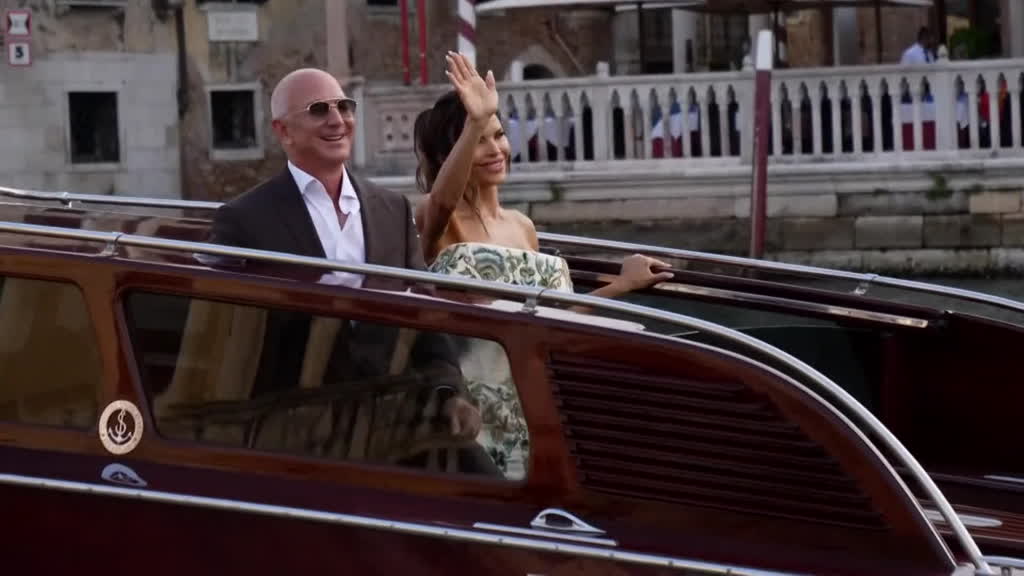 Bezos wedding guests depart to pre-wedding party in Venice amid protests